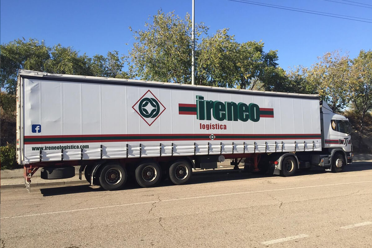 camion trailer ireneo logística